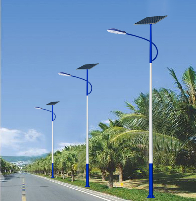 双河太阳能路灯.jpg