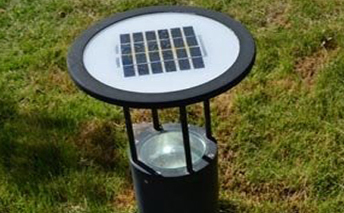 别墅庭院氛围营造：双河草坪灯选型与布光技巧